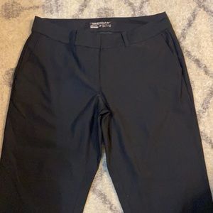 Nike women’s golf capris